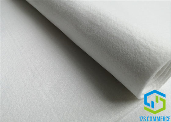 La aguja de la laminación de PTFE perforó 550gsm sentido poliéster